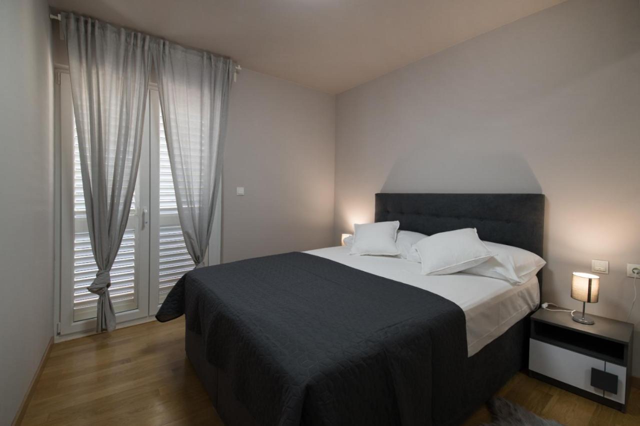 Brand New Aparment With Sea View & Swimming Pool At Ciovo - Villa Fiorentini 特罗吉尔 外观 照片